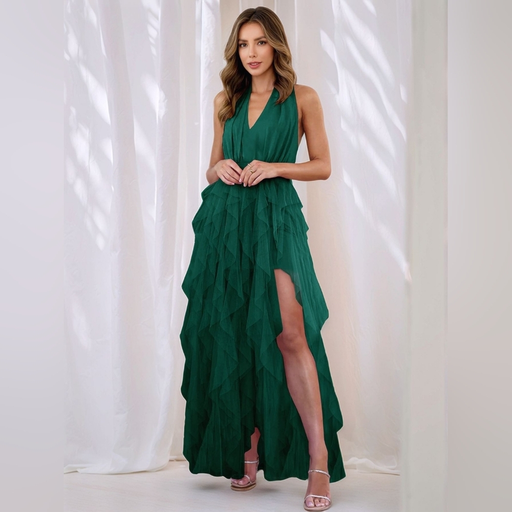 Chic Emerald Maxi Halter Dress With Slit